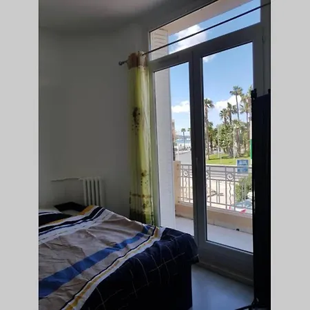 Apartment Charming Studio With Sea View For 4 People