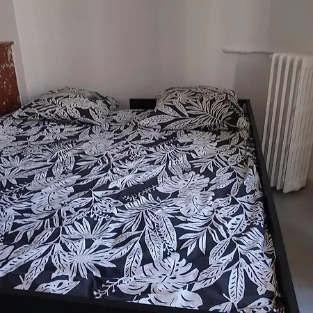 Charming Studio With Sea View For 4 People