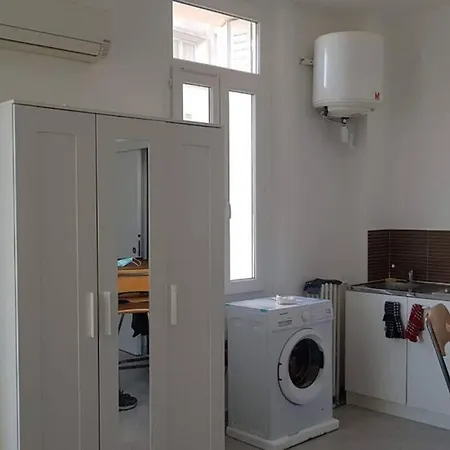 Charming Studio With Sea View For 4 People Apartment Toulon